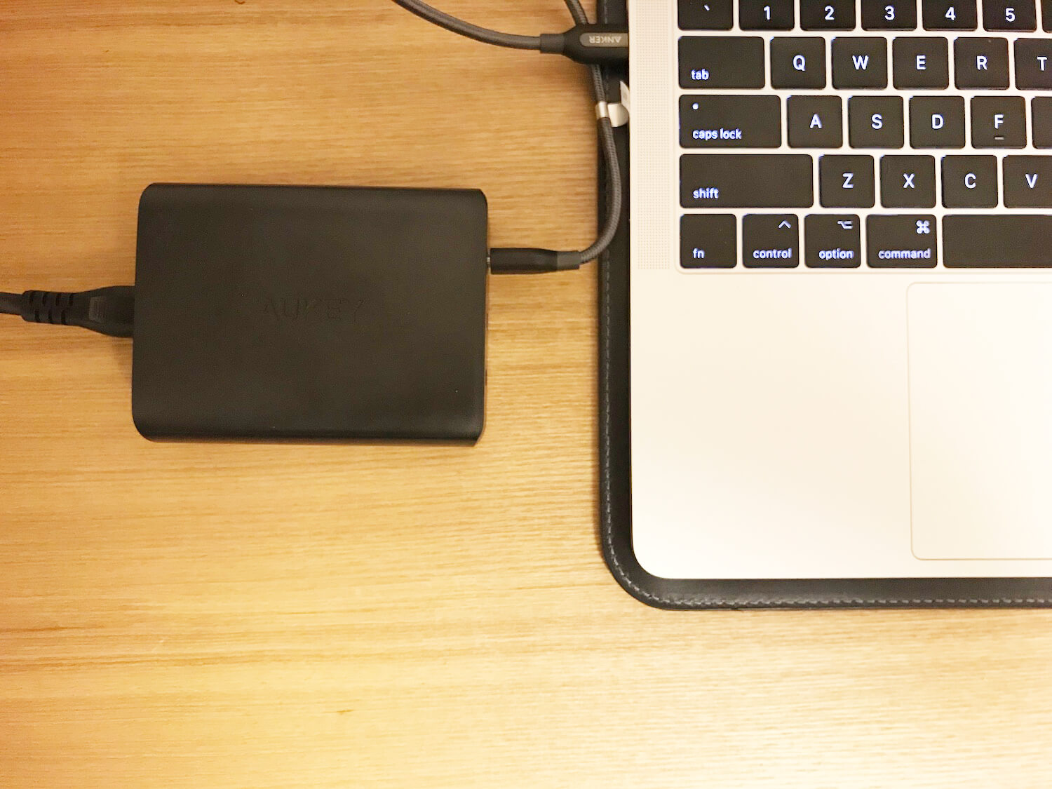 AUKEYのUSB-Cアダプター