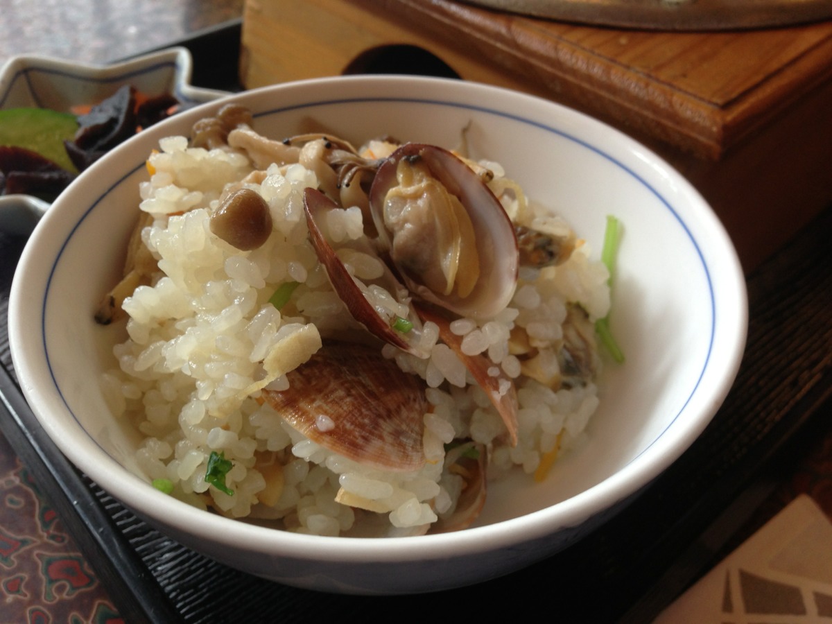 あさりバター釜めし